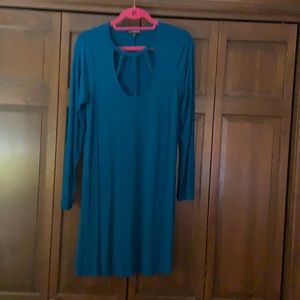 Cutout front detailed swing dress